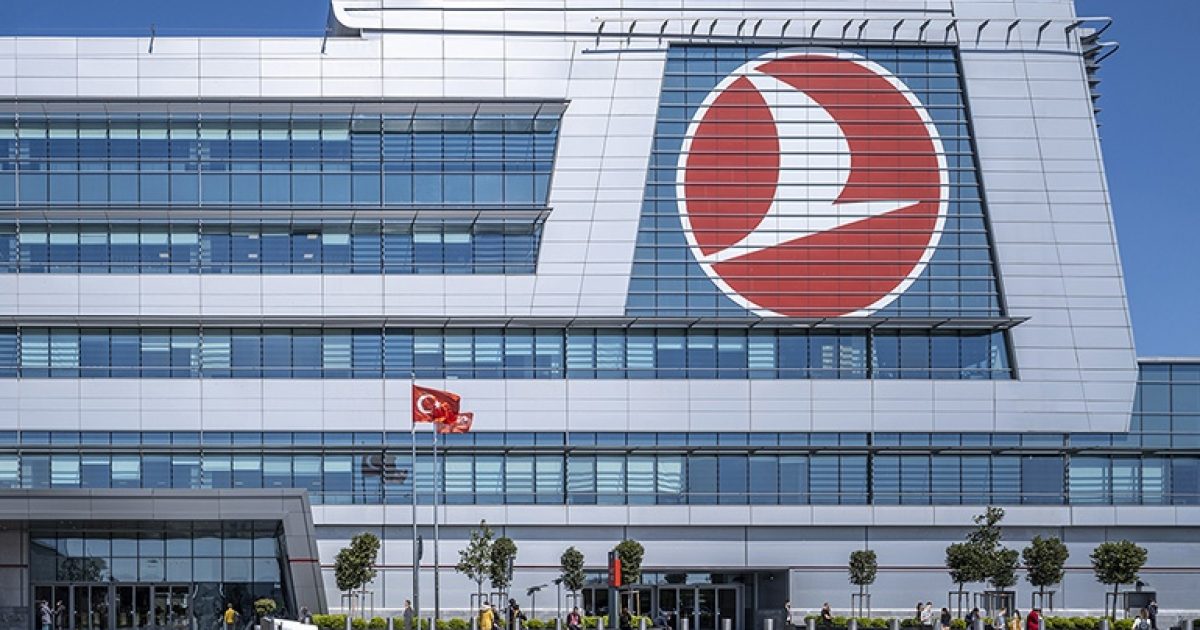 Turkish Airlines Operations Center + Crew Terminal Ghafari