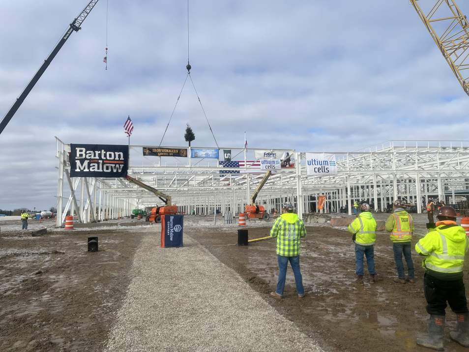 03 2023 Ultium Cells Topping Out Body 1